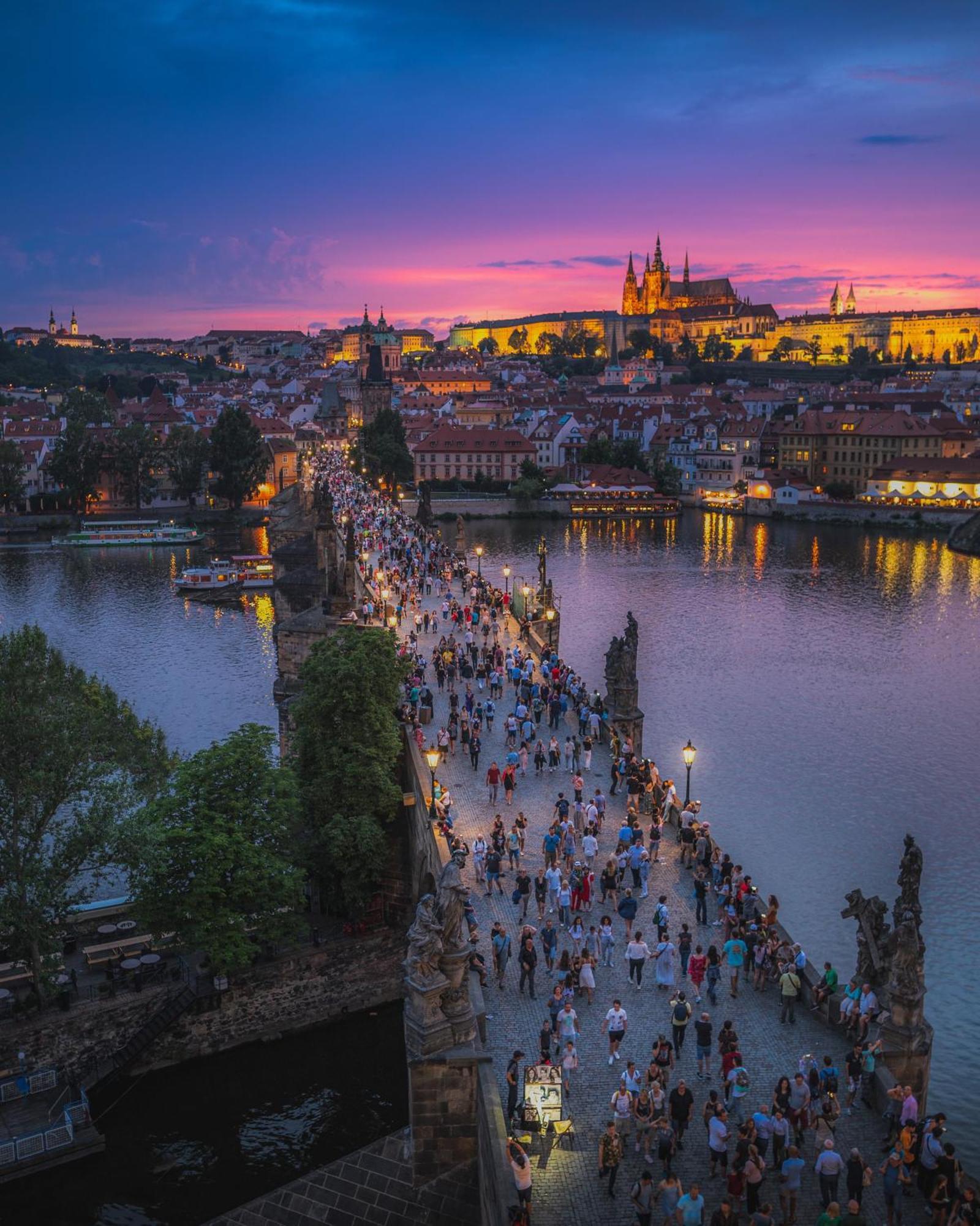 Helen Homestay Vysehrad Prag Exteriör bild